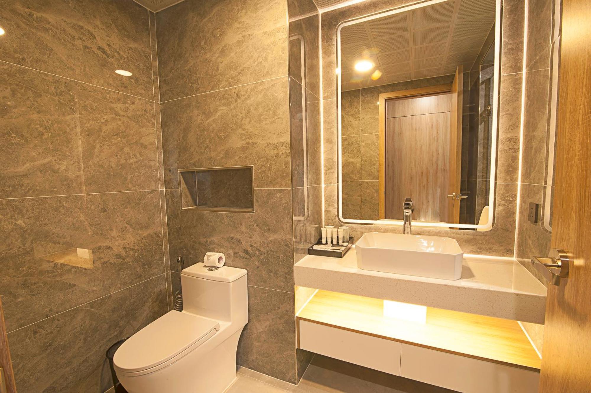 Elite Homestay Ha Long Esterno foto